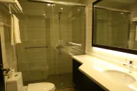 Shangting International Hotel Отели рядом с достопримечательностью «Шанхайский парк диких животных»