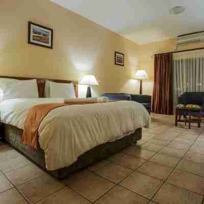 M'Kango Golfview Hotel Rooms