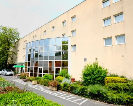 Green Hôtels Roissy Parc des Expositions Hotels in Tremblay En France