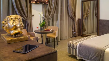 Hearth Hotel