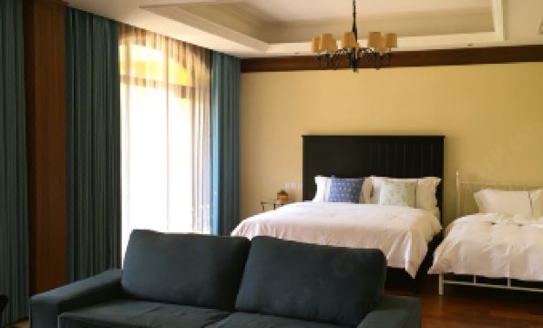 Sangzhu Yishu Hostel