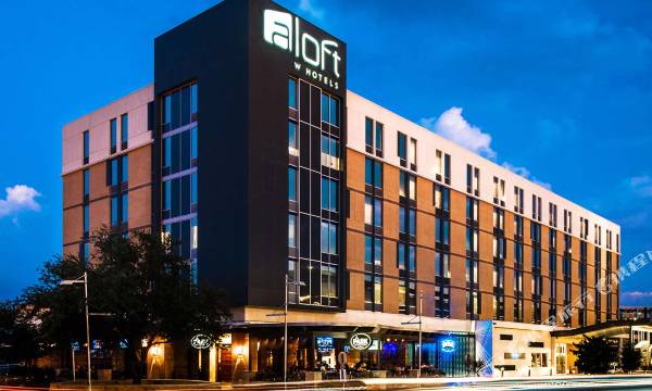 Aloft Austin at the Domain