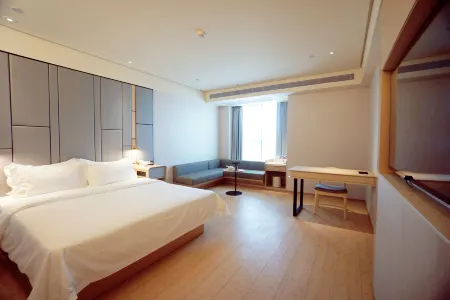 Ji Hotel (Jiaxing Wanda Plaza)