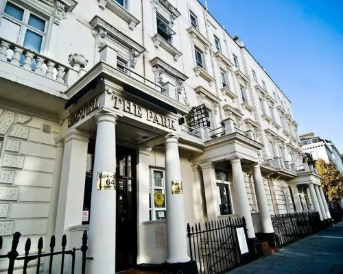 The Park Hotel Hotels near لامبث