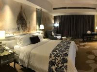 惠州皇庭V酒店 - 雅致大床房