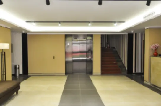 Home Inn Tongbai Yun Hotel (Chengde Summer Resort Shop)