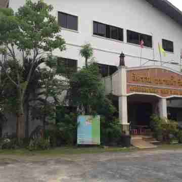 Ashram Kanabnam Resort Hotel Exterior