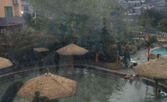 Junlian Tianhe Hot Spring Hotel