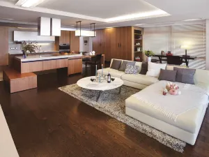 The Classic 500 Pentaz Executive Residence