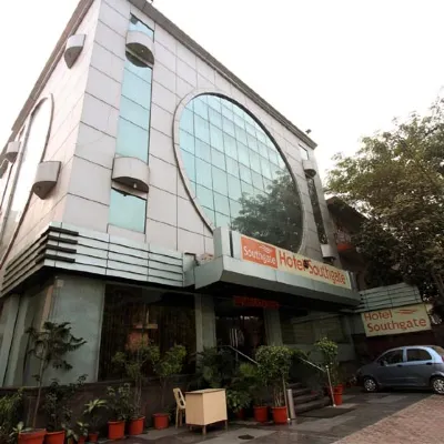 Hotel Southgate Các khách sạn gần Viện AIIMS