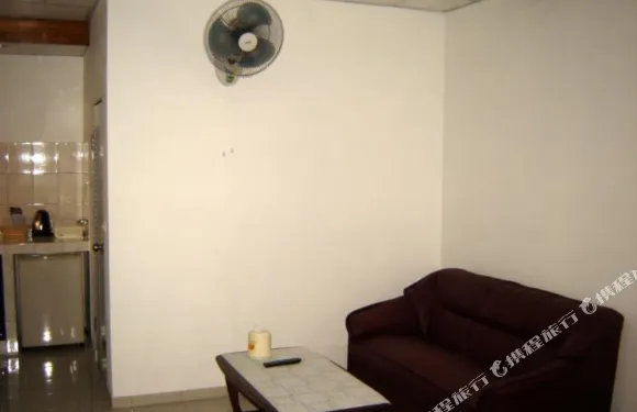 班朗泳池度假酒店