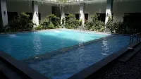 Crystal Inn Hotel Batu