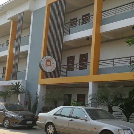 Ban Suan Dokmai