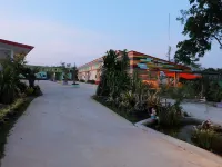 Saikaew Resort Ξενοδοχεία στην πόλη Phunphin