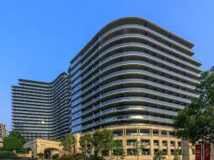 Lvcheng Lanwan Holiday Hotel