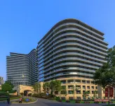 Lvcheng Lanwan Holiday Hotel Hotels in Stone Forest Scenic Area