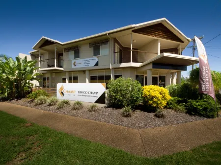 Rockhampton Serviced Apartments Отели в г. Алленстаун