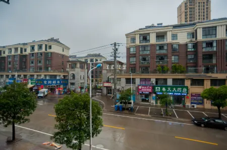 Xingcheng Hotel, Ningguo Отели рядом с достопримечательностью «Ningguo Nanshan Park»