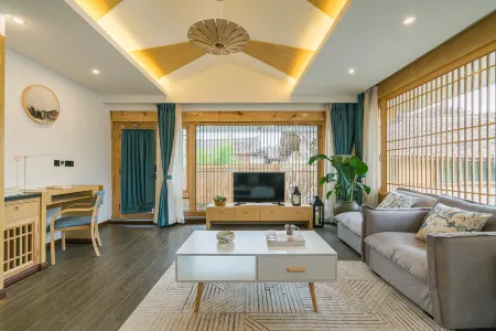 Lijiang Wuhua Review Free Designer.dream.youyin aesthetics.pool.meisu (Lijiang Ancient City Center)