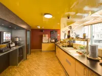 Generator Hamburg - breakfast