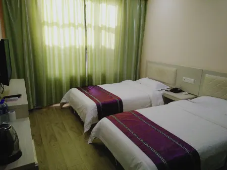 Yongji Lijing Holiday Hotel Отели рядом с достопримечательностью «Pujindu Site»