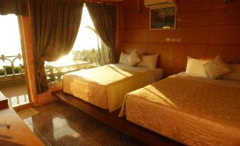 Hua Hung Guest House - Housity