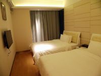 广州广交会华廷国际公寓酒店 - 高级双床房