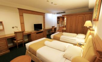 Harmoni Suites Hotel