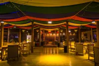 Scenery Retreats (Qinling Mount Taibai Hot Spring Retreat) Hotels in Mei County