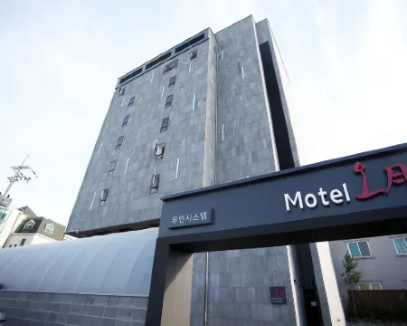 May Ave Hotels in Yeoju