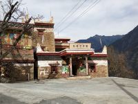 丹巴科若尼藏居 - 酒店外部
