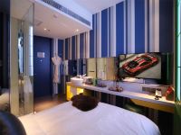 北京上邦戴斯酒店 - 奇妙高级主题大床房