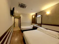 Ming Paragon Hotel Hotels near Bukit Puteri