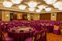 The Royal International Hotel - Breakfast
