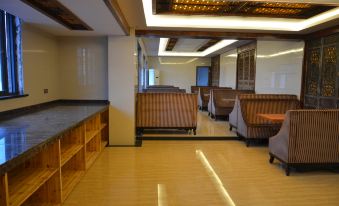 Shuimo Jingting Business Hotel (Guogou Plaza Xuancheng Branch)