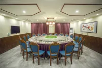 Yijiangnan Huaerni Hotel