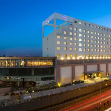Fairfield by Marriott Bengaluru Rajajinagar Hotels near Krantivira Sangolli Rayanna-Railway Station