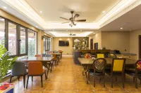 Past To Future Hotels in Шанхай