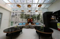 M Hotel Hotels in Kaohsiung