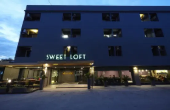 سويت لوفت هوتل دون موانج Hotels near دونموانغ