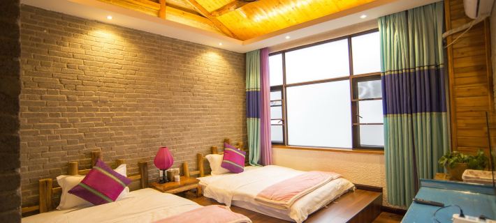Huayutang Renwen Inn Hotels in Luoping