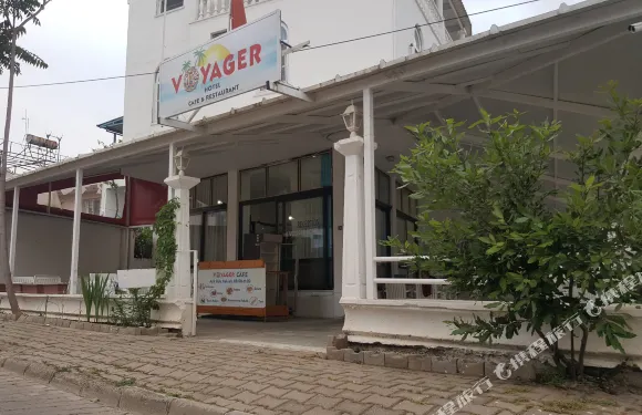 旅行者酒店