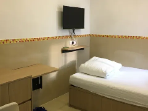 Timehouse (Hong Kong Hostel Group) Hotels near Chater Garden