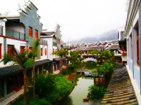 โฮมสเตย์ ไลท์ ลักซ์ชัวรี่ เหมาลานหยุน ลิโบ