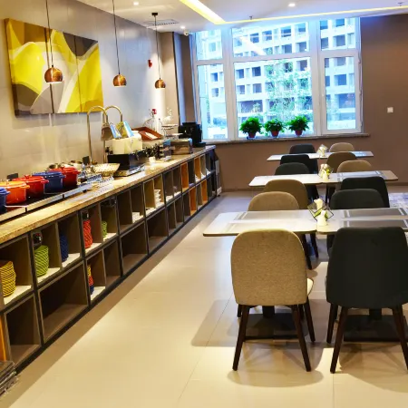 Homeinn Ease Hotel (Harbin Airport Bus High-Speed Railway Station)