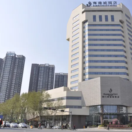 Harbour City Hotel