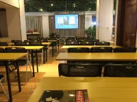 Lingshan Yincheng Business Hotel Hotel di Lingshan