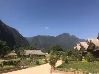 Champathong Garden Resort 티씨케이 짚라인 주변 호텔