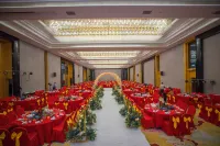 Hewitt Grand Hotel Hotels in Huarong County