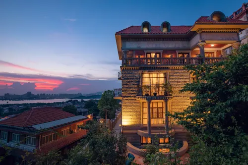 Gulangyu Chuncao Fragrance Seaview Villa (Sanqiutian Wharf Branch) - Inns